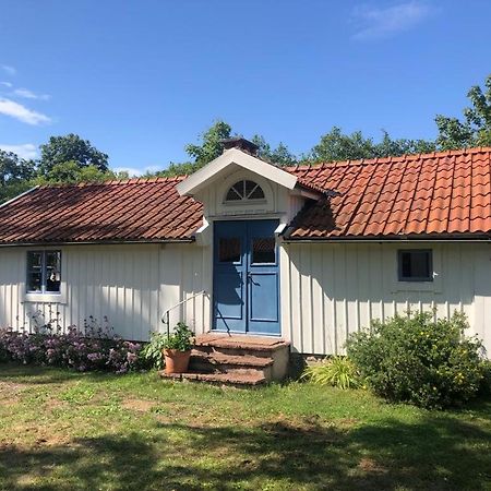 Seaside Cottage Haga Park Frobygarda 외부 사진